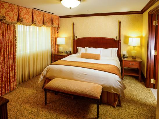 Executive Suite Bedroom