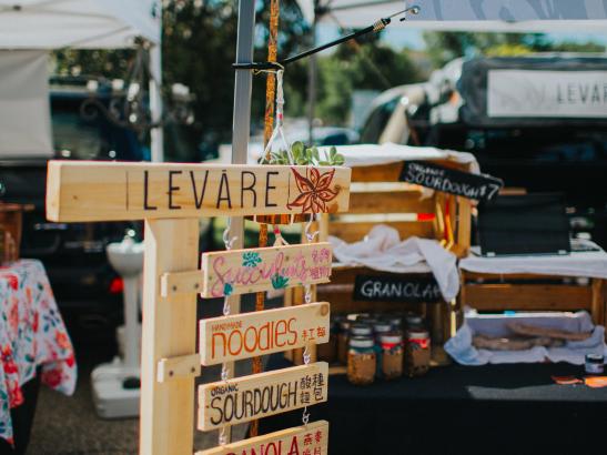 Farmers Market | credit AB-PHOTOGRAPHY.US