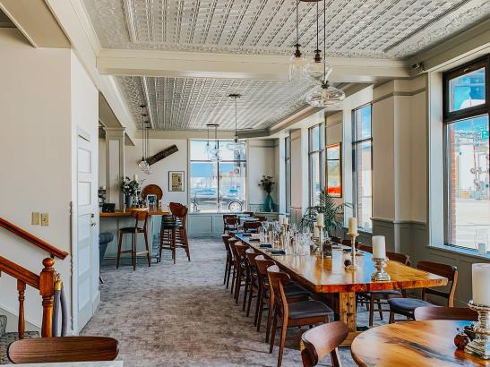 Le Petit Cafe | credit AB-PHOTOGRAPHY.US