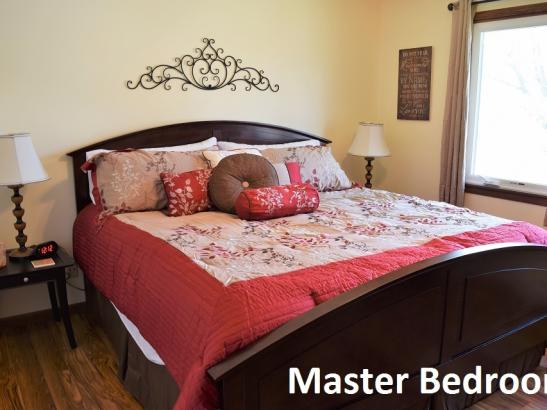 Annie's - Master Bedroom