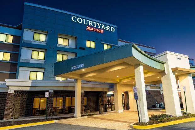 Courtyard Largo A