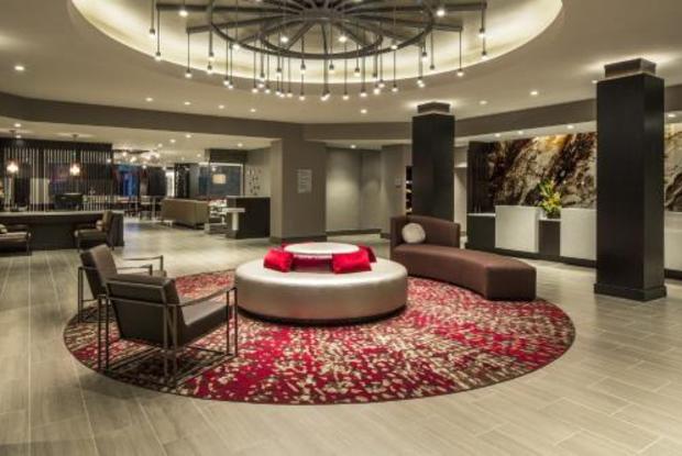 DT Largo Hotel Lobby Area