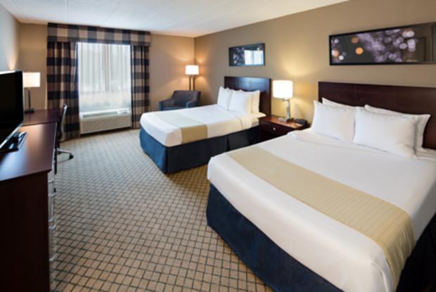 Doubletree Laurel A