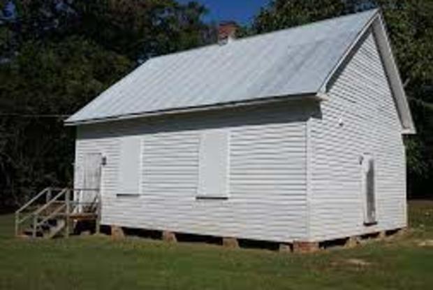 Thrift Schoolhouse