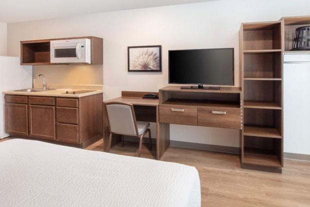 Woodspring Suites Largo D