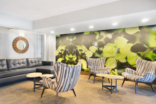 Wyndham C