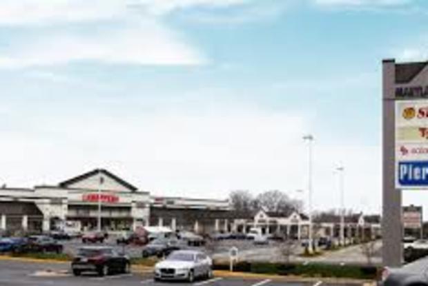 Laurel Plaza