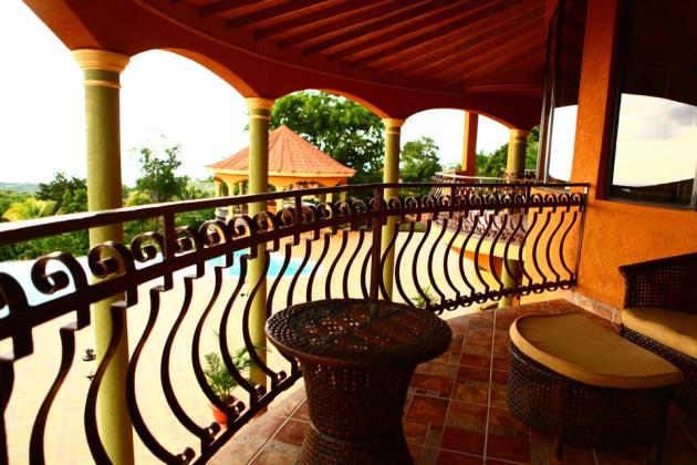 Milbrook-Resort---balcony