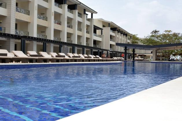 Royalton pool