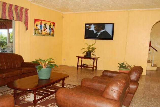 casa maria_living room2gallery