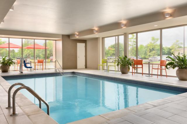 Home2 Pool