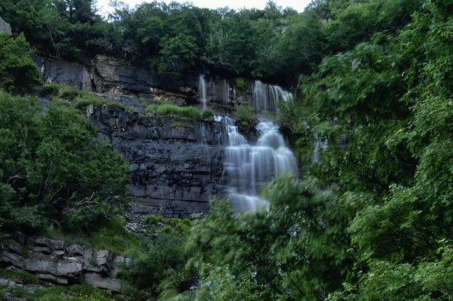 Timpooneke Waterfall