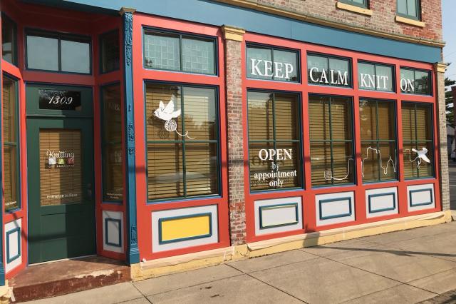Knitting Off Broadway Storefront