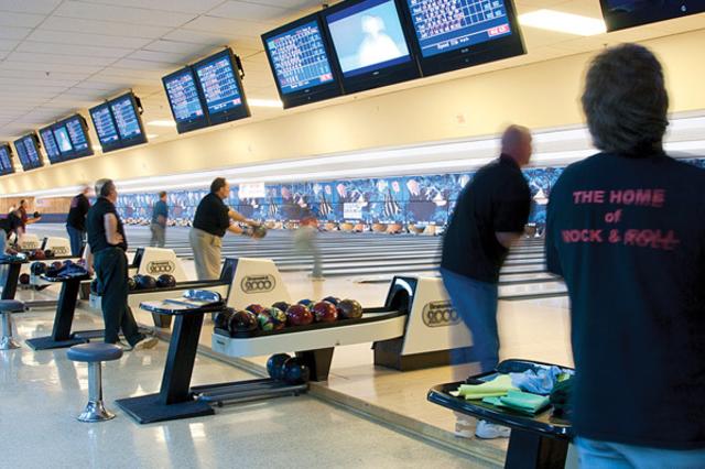 League-Bowling-web.jpg