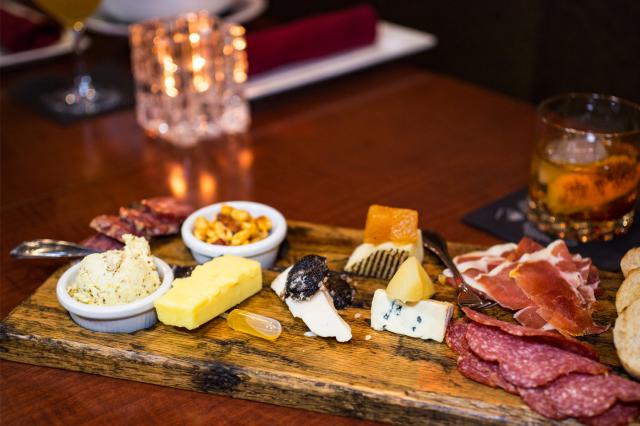 Chop's Wine Bar
