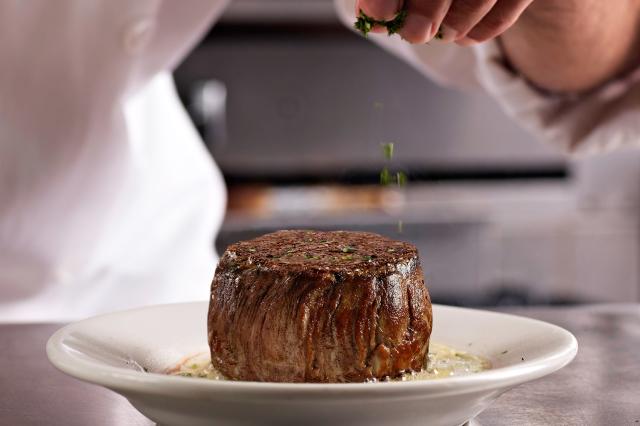 Ruth's Chris Steak