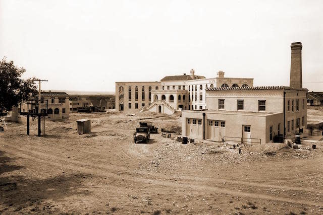 Hotel Parq Central under construction in Albuquerque, NM