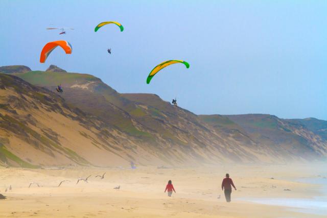 Hang gliders at Marina State Beach