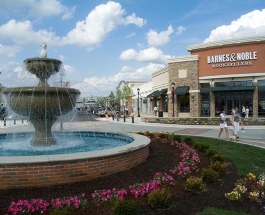The Promenade Shops At Saucon Valley Center Valley Pa 18034