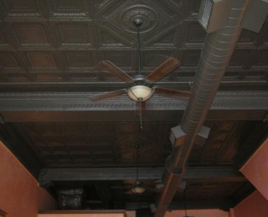 emmas-cafe-tin-ceiling.jpg