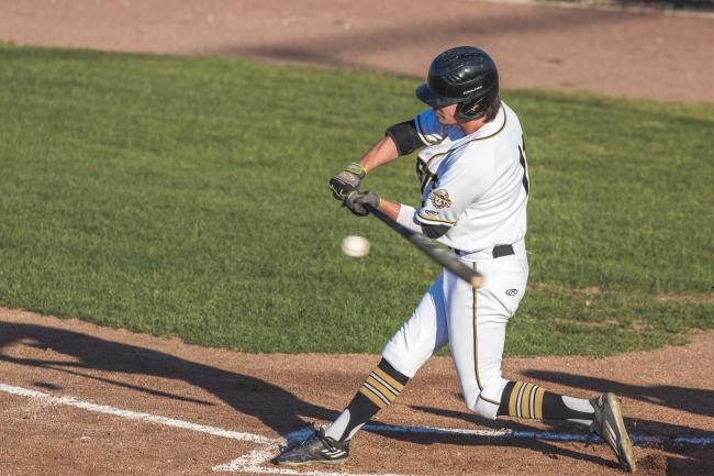 Rockford Rivets baseball player