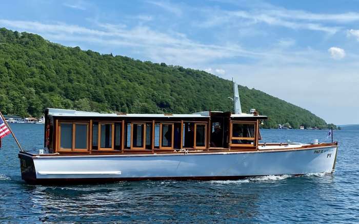 Pat II Keuka Lake Tour Boat