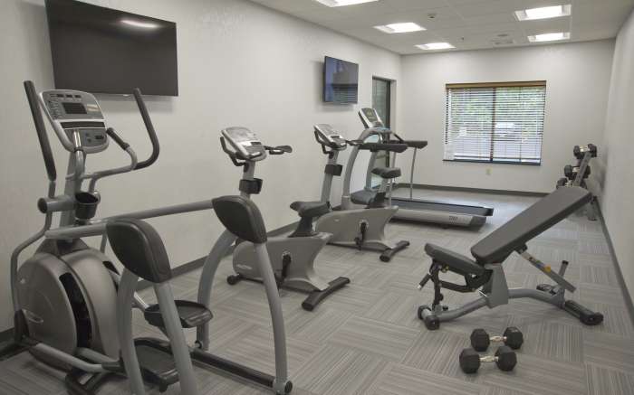 24 Hour Complimentary Fitness Center