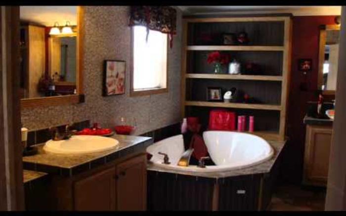 Hemminger Homes, Inc 2013 Bath Room Video
