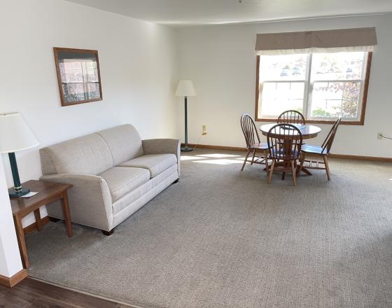 FARMSTEAD INN & CONFERENCE CENTER SHIPSHEWANA