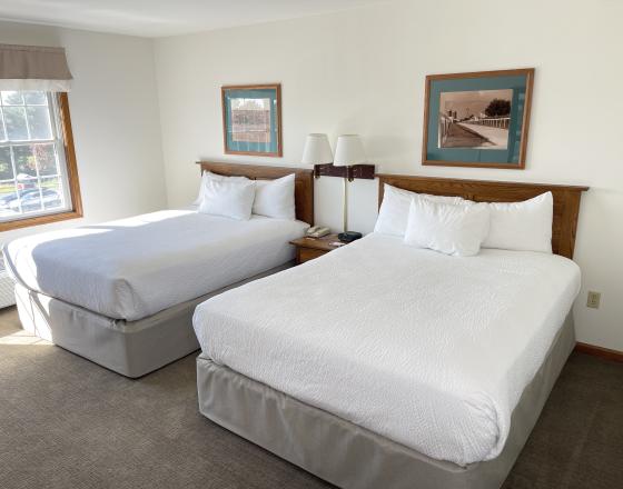 FARMSTEAD INN & CONFERENCE CENTER SHIPSHEWANA