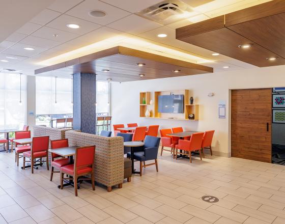 HOLIDAY INN EXPRESS ELKHART NORTH