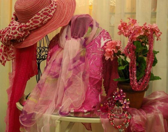 LINTONS ENCHANTED GARDENS