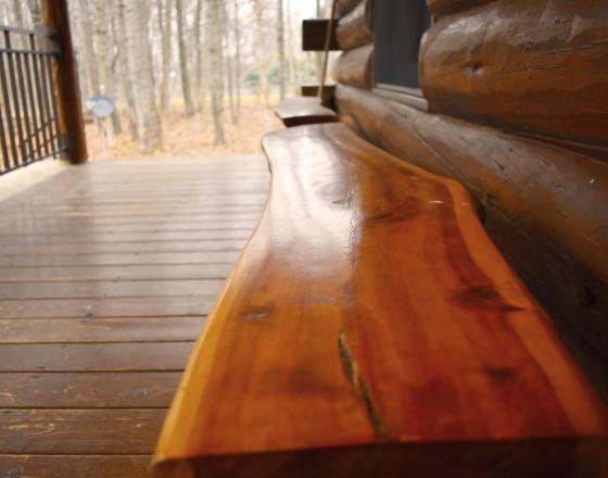 LOG CABIN HIDEAWAY AND SINGING HILLS RETREAT CENTER