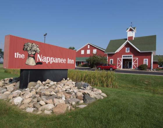 Nappanee Inn