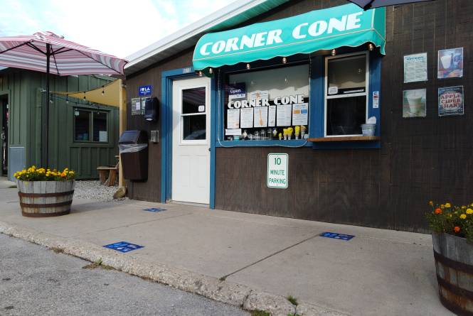Corner cone