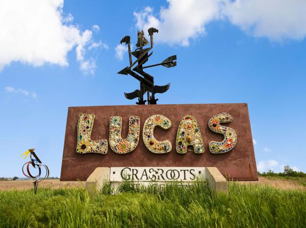 Lucas Sign