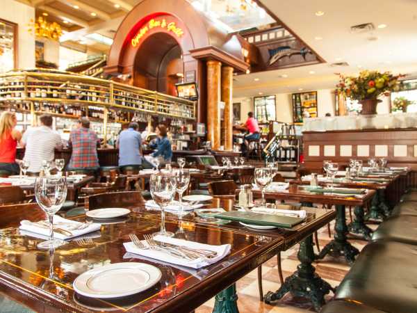 Joe's Bistro & Oyster Bar