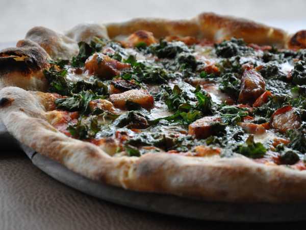 Bacon & Kale Pizza