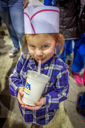farm show milk shake