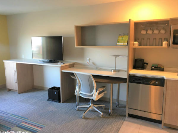 Home2 Suites Merrillville suite