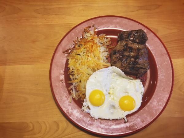 6 Delicious Sunday Brunches In The Chippewa Valley If You Re Yearning For A Breakfast Spot That Reminds Of Family Meals With Mom And Pop Then Altoona Restaurant Is Solid Choice