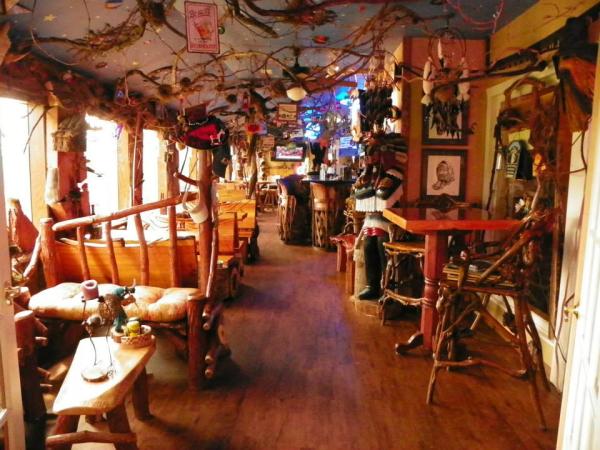 Lounge at Luna Del Sol