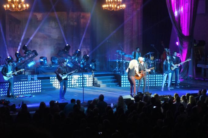 Band playing in Arena