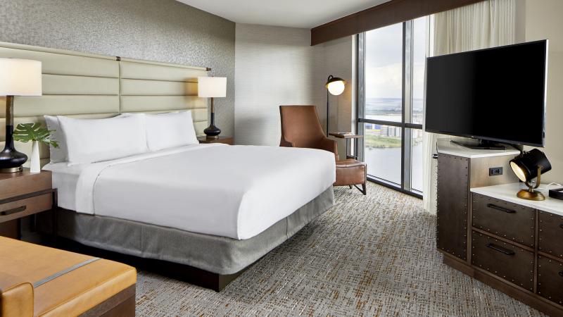 Corner King Room