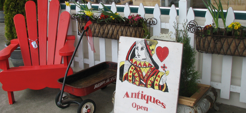 Antiques Vintage Thrift Stores Eugene Cascades Oregon Coast