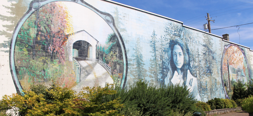 Murals In Cottage Grove Eugene Cascades Oregon Coast