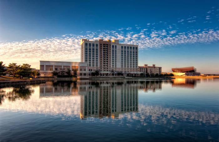 Marriott Las Colinas overlooking Lake Carolyn