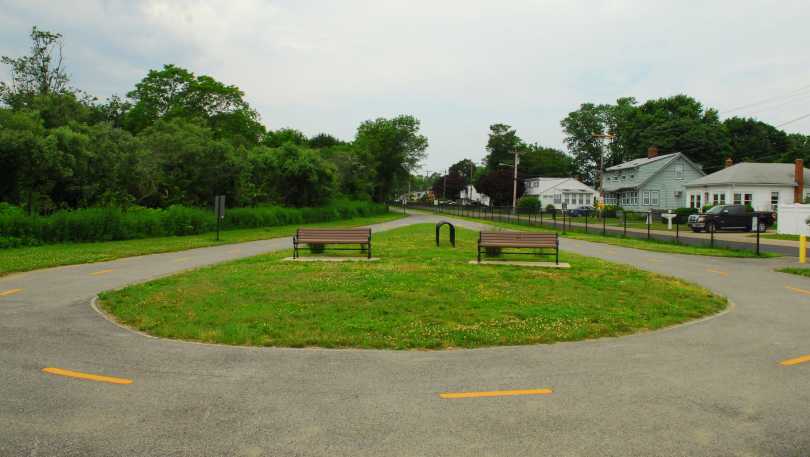 Davisville Bike Path