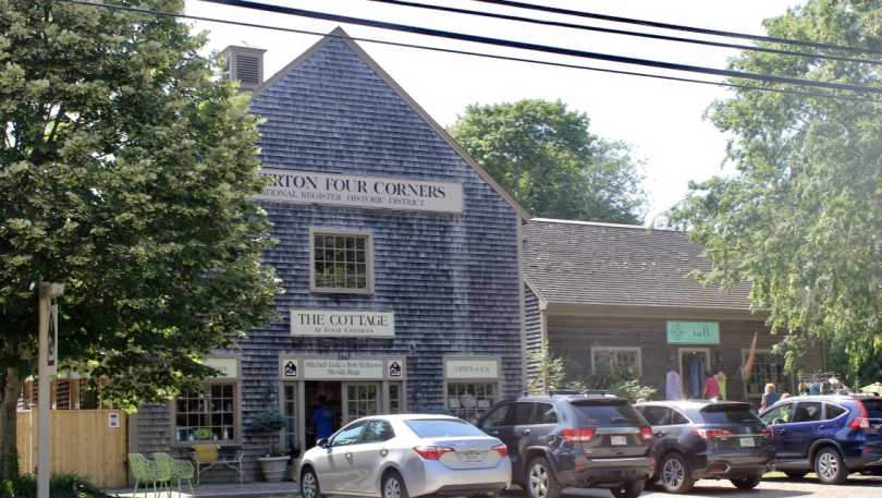 The Cottage at Tiverton Four Corners