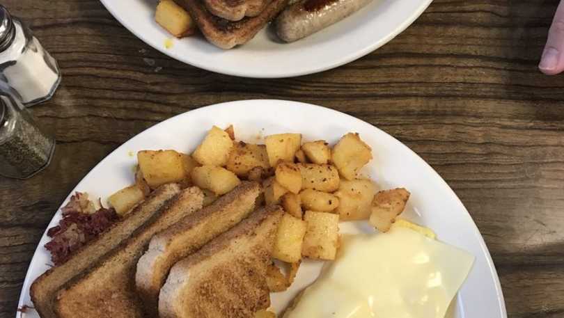 Shanna S Country Kitchen Lincoln Ri 02865